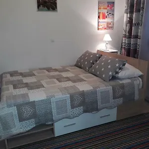 https://apartments-rooms-no1.hotelinzadar.com