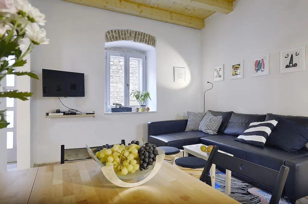 Art Kuca Cvajner Apartment Pula Croatia