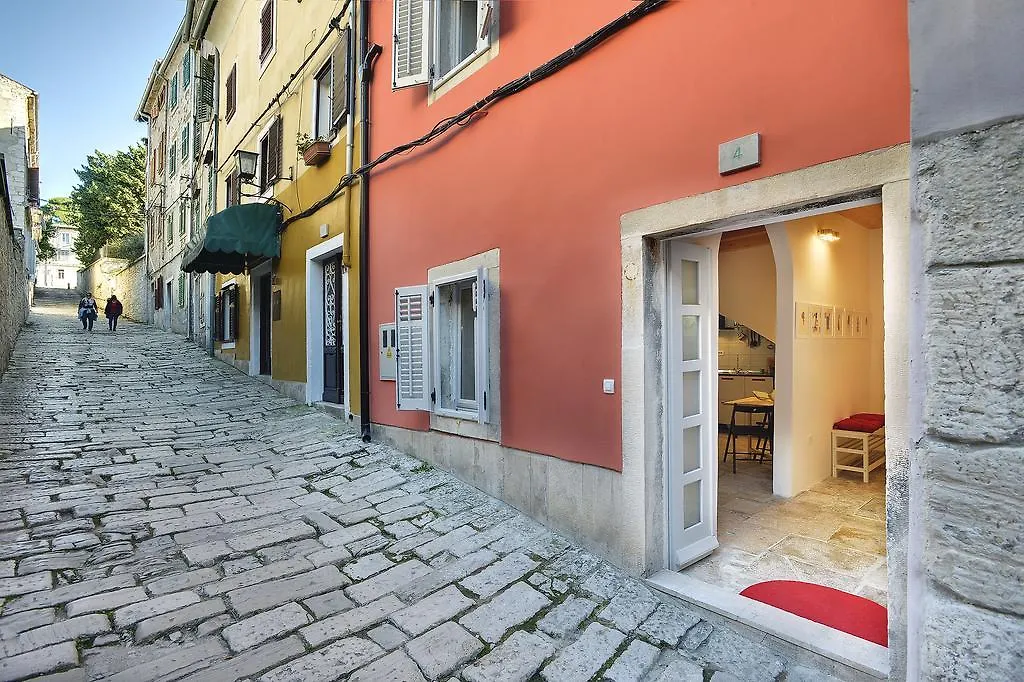 Art Kuca Cvajner Apartment Pula